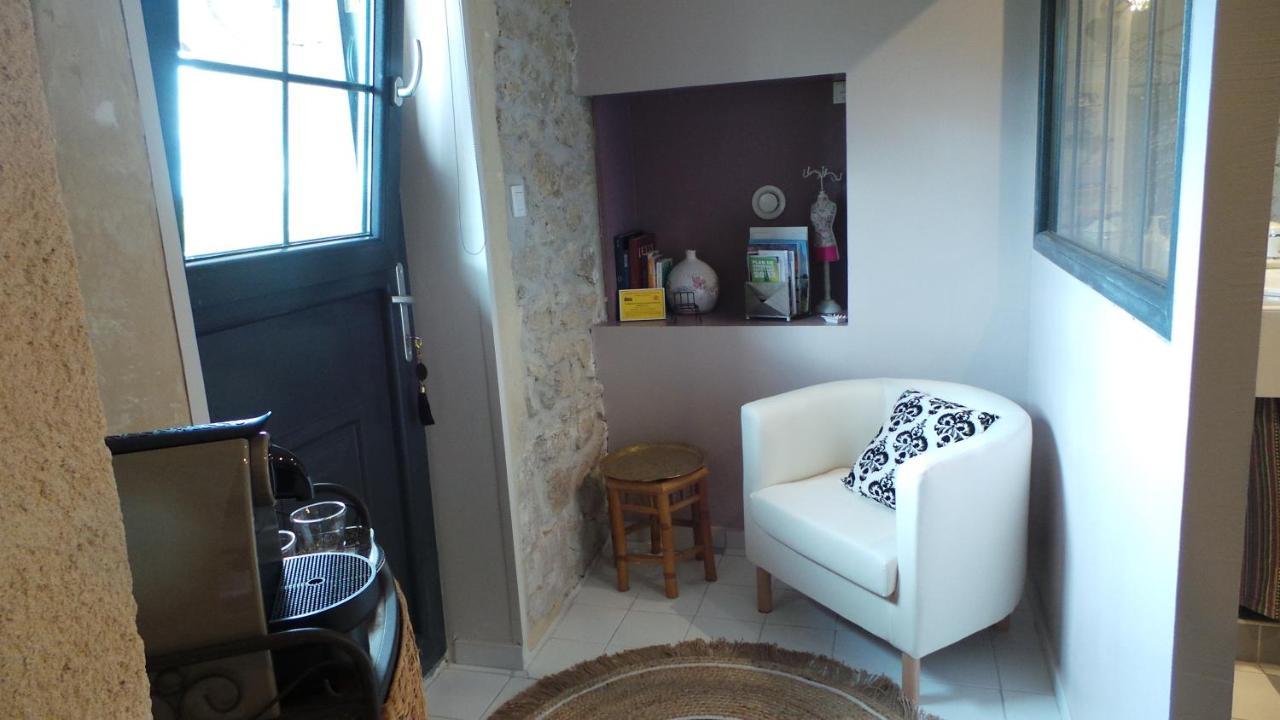 Chambre D'Hotes Le Paon Blanc Monprimblanc Exterior photo